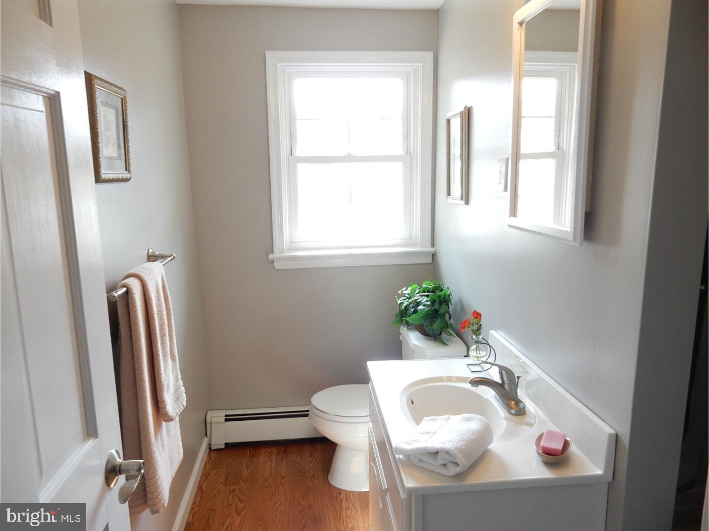 161 Blue Jay Road Chalfont, PA 18914 - Photo 15 of 24 Bathroom