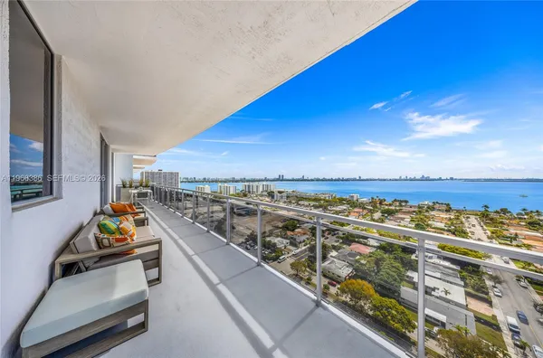 $5,500 | 7901 Hispanola Avenue, Unit 1802, North Bay Village, FL 33141
