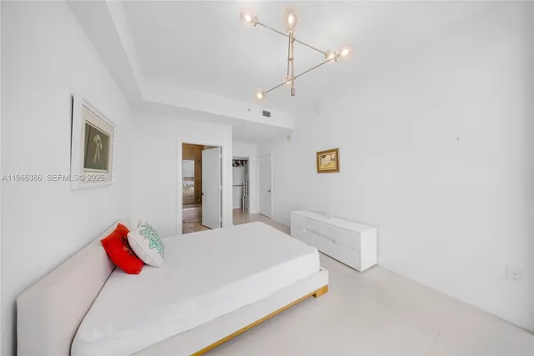 $5,500 | 7901 Hispanola Avenue, Unit 1802, North Bay Village, FL 33141