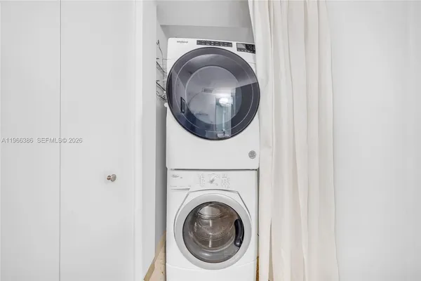 $5,500 | 7901 Hispanola Avenue, Unit 1802, North Bay Village, FL 33141