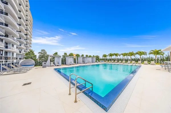 $5,500 | 7901 Hispanola Avenue, Unit 1802, North Bay Village, FL 33141