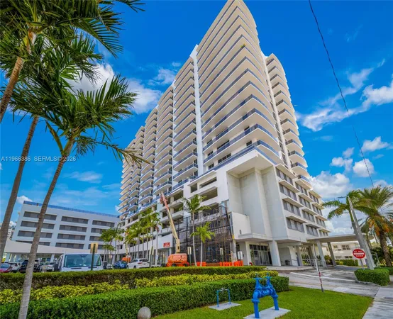 $5,500 | 7901 Hispanola Avenue, Unit 1802, North Bay Village, FL 33141