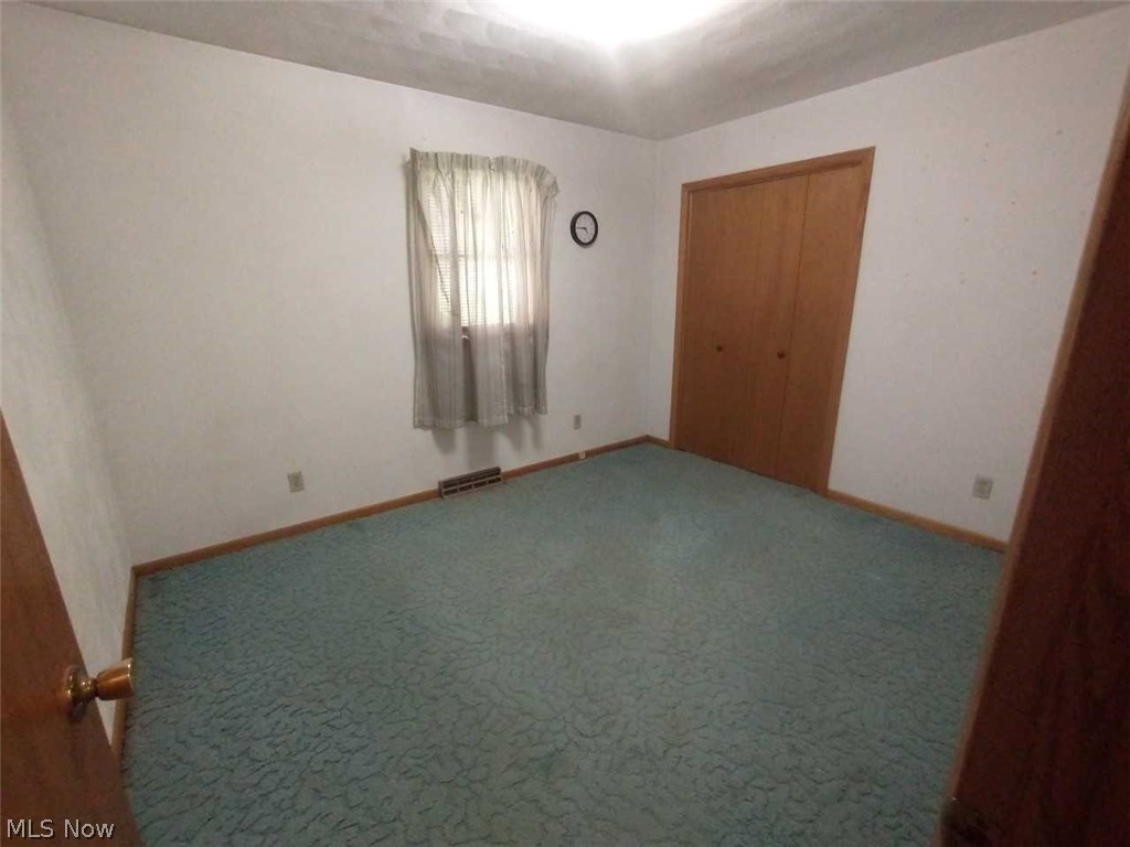 90040 Conotton Road Bowerston, OH 44695 - Photo 5 of 8 Gallery Image 5