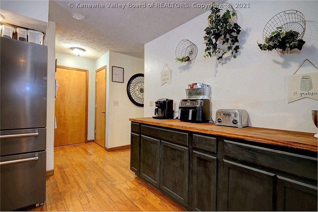229 Rock Branch Road Poca, WV 25159 - Photo 18 of 50 Kitchen