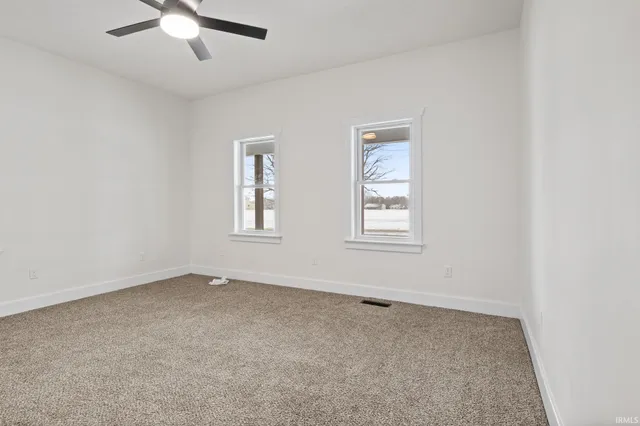 $270,000 | 12200 East Gregory Road, Albany, IN 47320