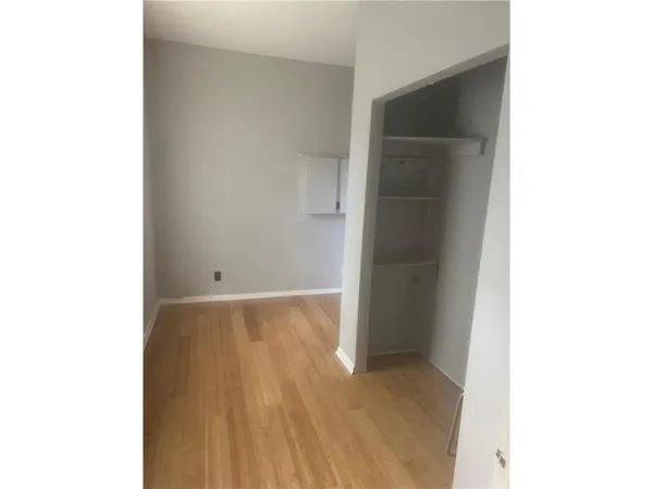 $1,600 | 1426 Washington Street Northeast, Unit 1, Minneapolis, MN 55413