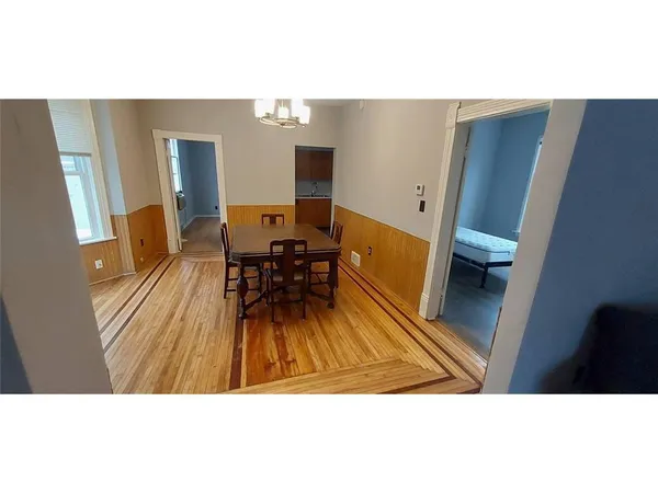 $1,600 | 1426 Washington Street Northeast, Unit 1, Minneapolis, MN 55413