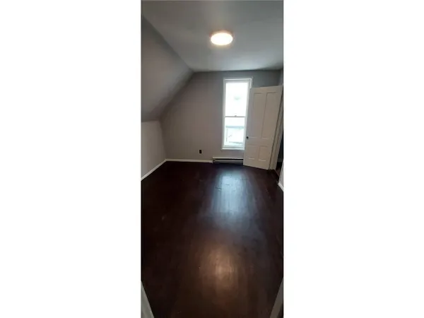 $1,600 | 1426 Washington Street Northeast, Unit 1, Minneapolis, MN 55413