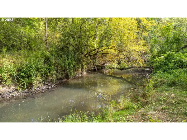 $1,200,000 | 6955 East Main Street, Hillsboro, OR 97123