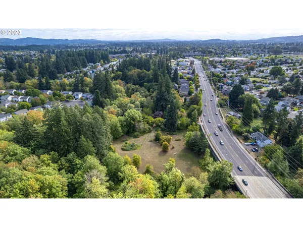 $1,200,000 | 6955 East Main Street, Hillsboro, OR 97123