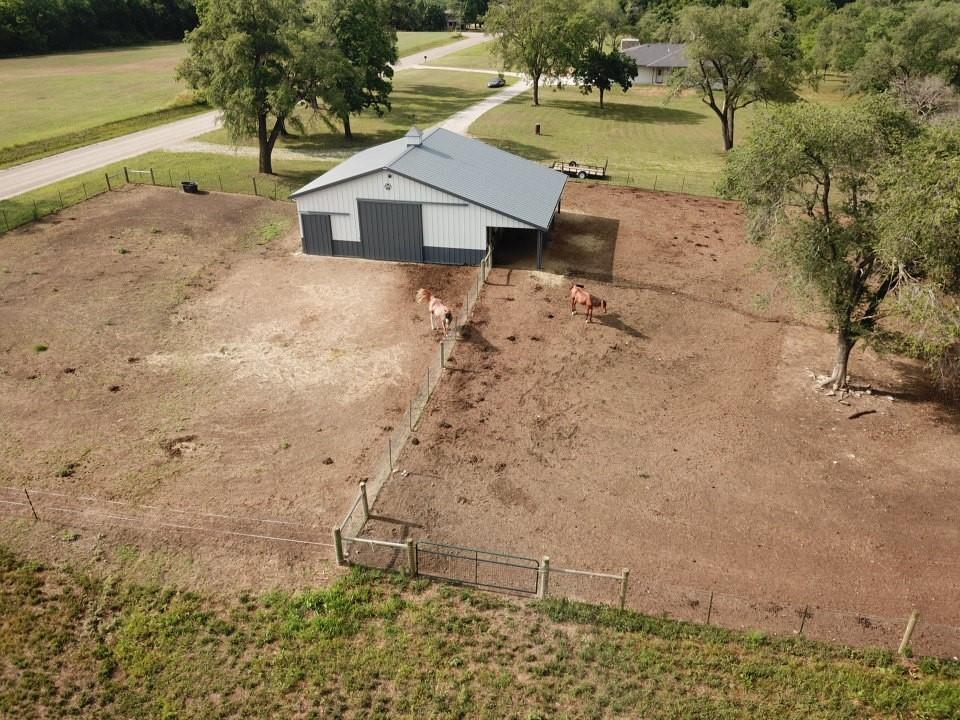 11 East 1100 Road Baldwin City, KS 66006 - Photo 32 of 40