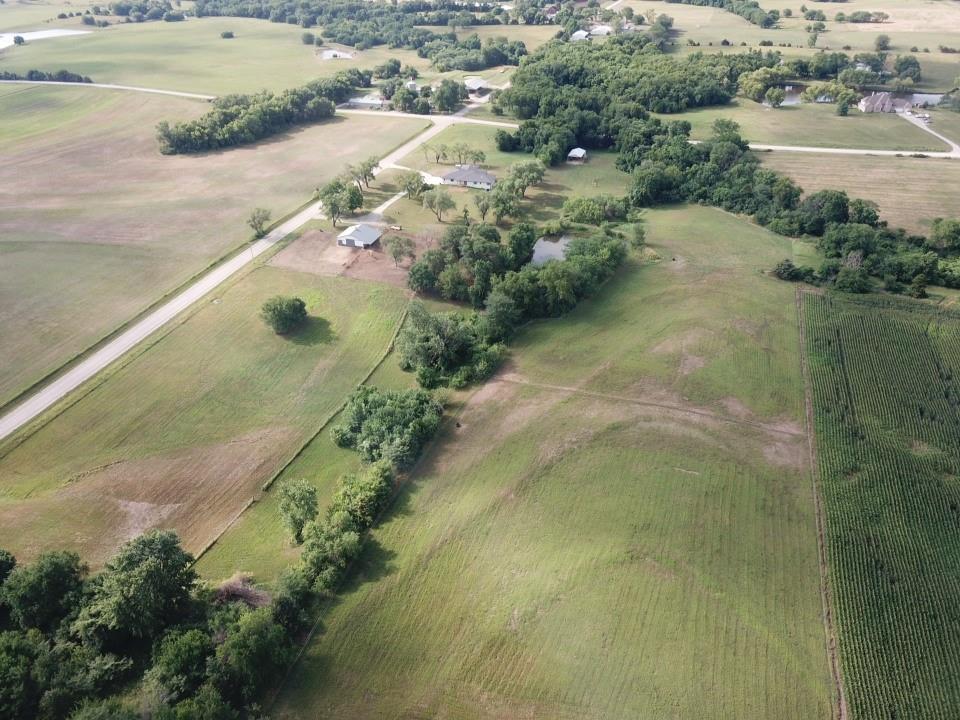 11 East 1100 Road Baldwin City, KS 66006 - Photo 39 of 40
