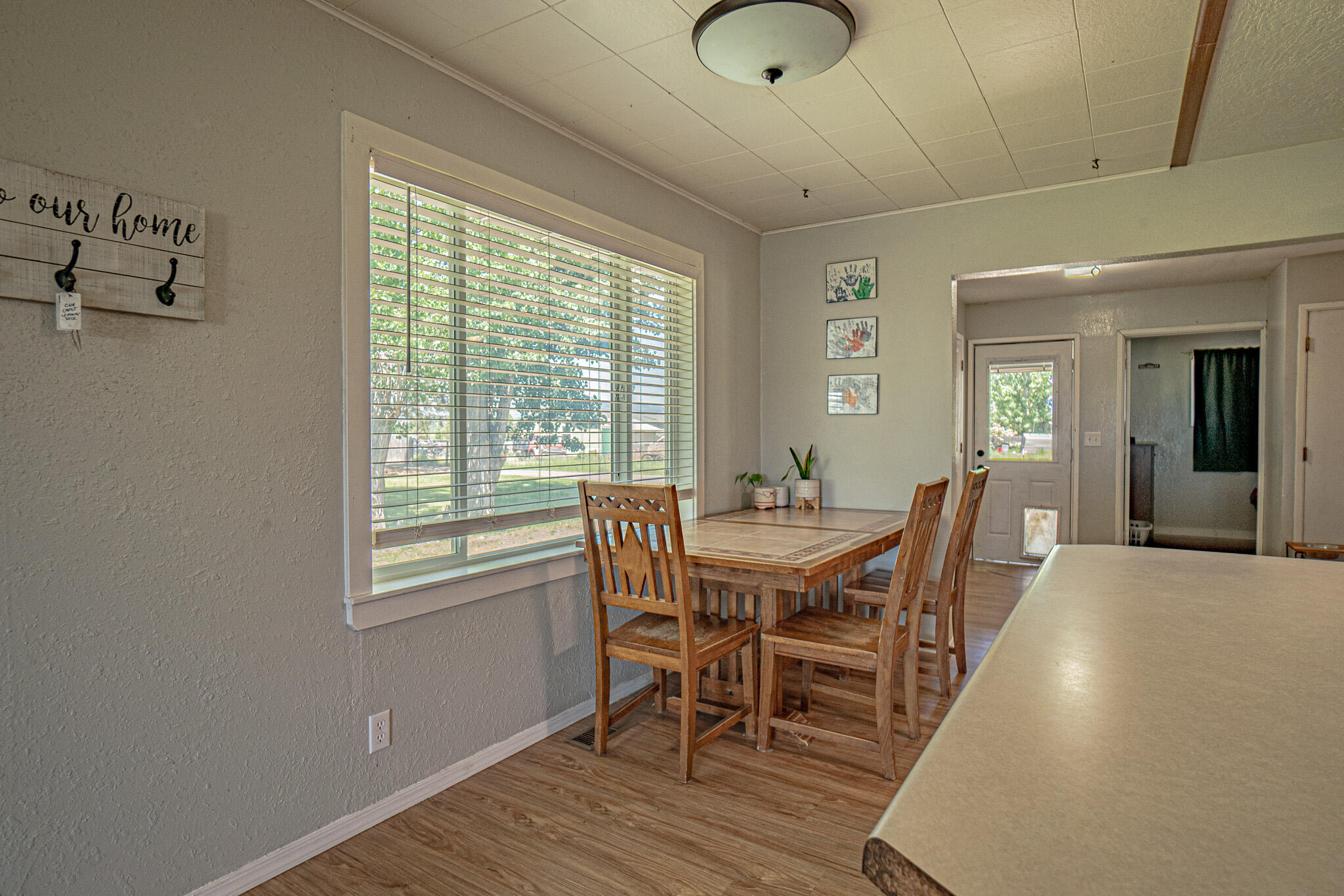 444 East Dutton Road Eagle Point, OR 97524 - Photo 9 of 40 Main House Kitchen/Dining