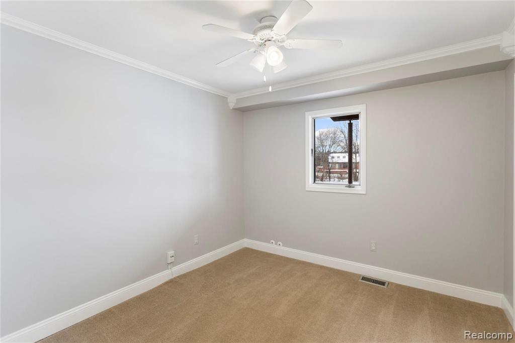 41223 Coventry Road Novi, MI 48375 - Photo 24 of 33