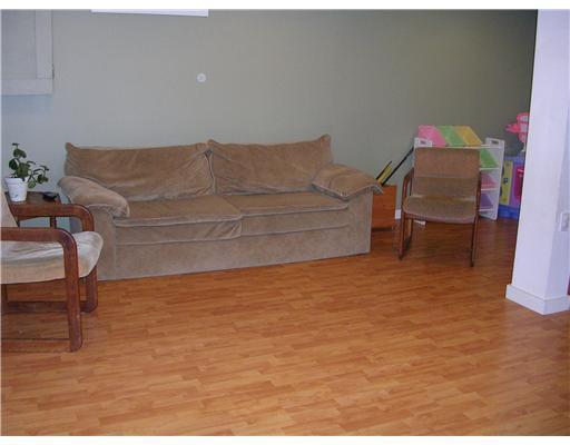 6 Ricker Road Norway, ME 04268 - Photo 19 of 25 Living Room.