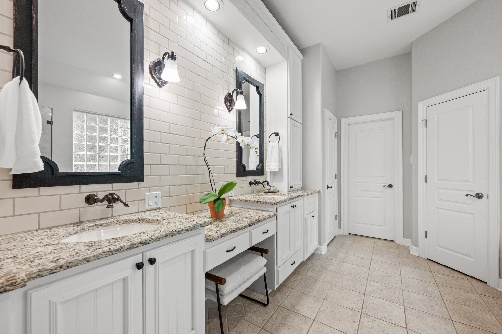 806 Overlook Bend Leander, TX 78641 - Photo 28 of 39