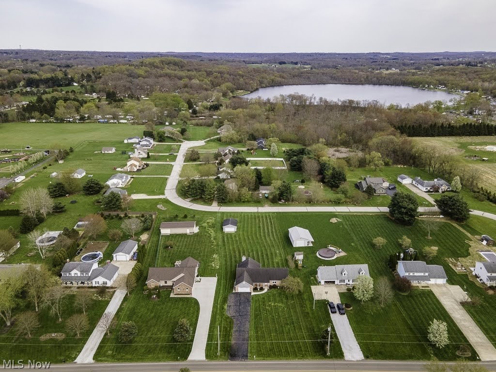 8063 South Cleveland Massillon Road Clinton, OH 44216 - Photo 10 of 32
