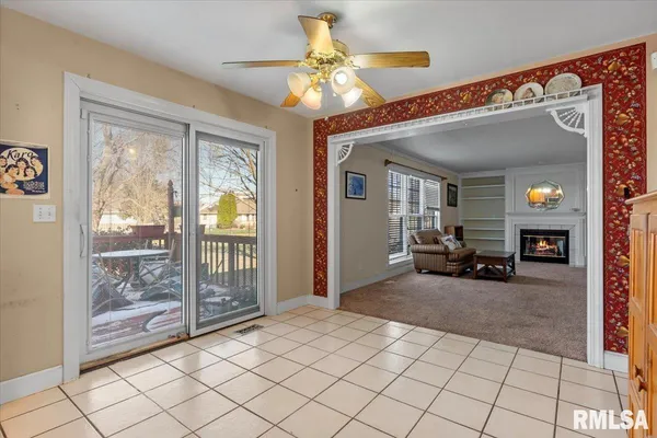 $317,500 | 3813 Brandonshire Drive, Springfield, IL 62704