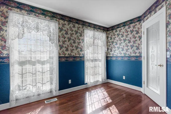 $317,500 | 3813 Brandonshire Drive, Springfield, IL 62704