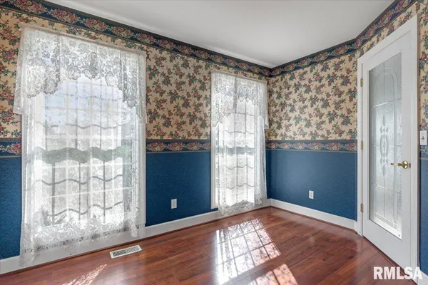 $317,500 | 3813 Brandonshire Drive, Springfield, IL 62704