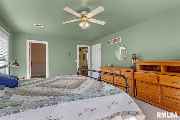 $317,500 | 3813 Brandonshire Drive, Springfield, IL 62704