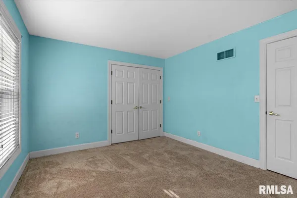 $317,500 | 3813 Brandonshire Drive, Springfield, IL 62704