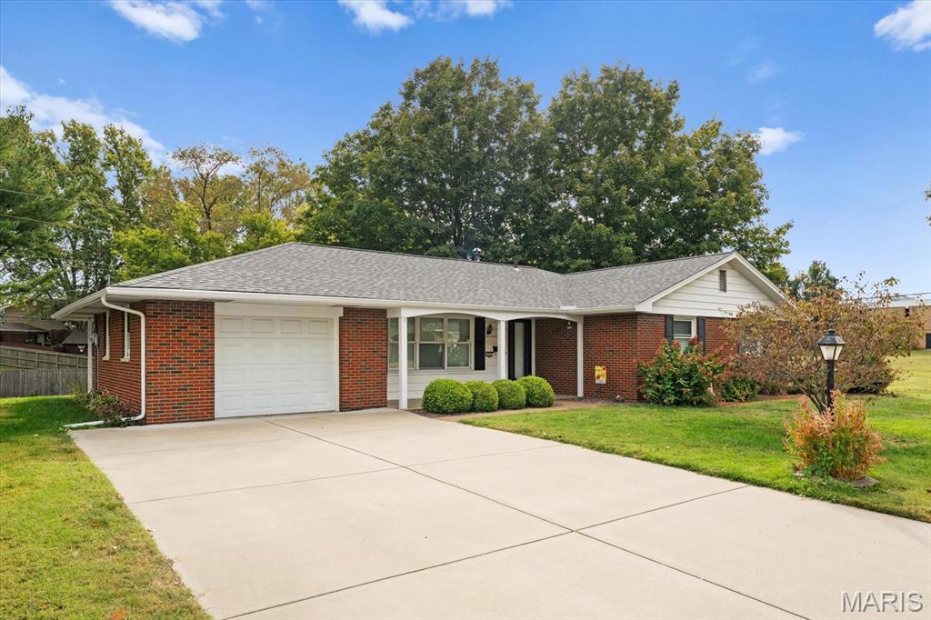 402 South Smiley Street O'Fallon, IL 62269 - Photo 36 of 39 Gallery Image 36