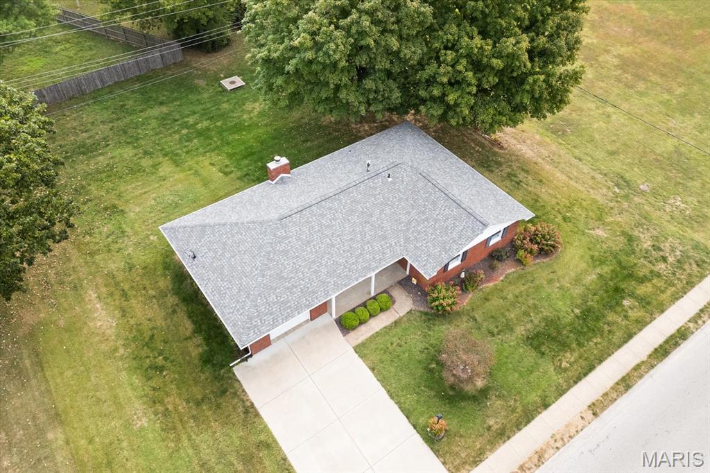 402 South Smiley Street O'Fallon, IL 62269 - Photo 7 of 39 Gallery Image 7