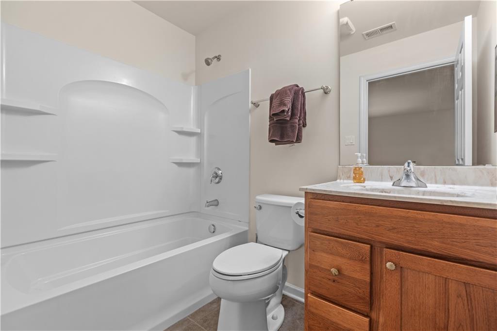 137 Freedom Lane Sewickley, PA 15143 - Photo 29 of 36 a bathroom with a sink toilet and shower