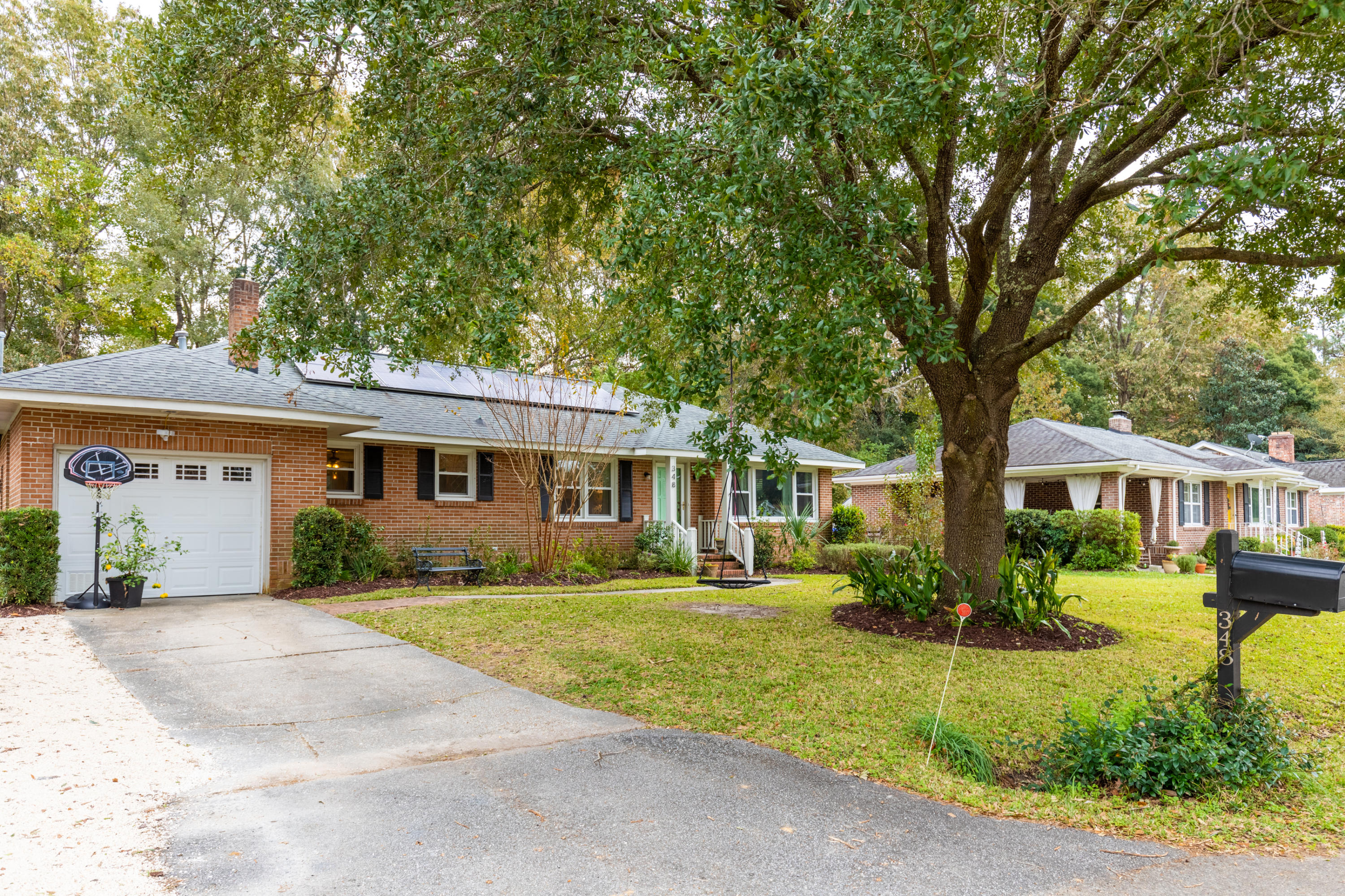348 Canterbury Road Charleston, SC 29407 - Photo 2 of 34 348Canterbury-KeenEyeMarketing-01
