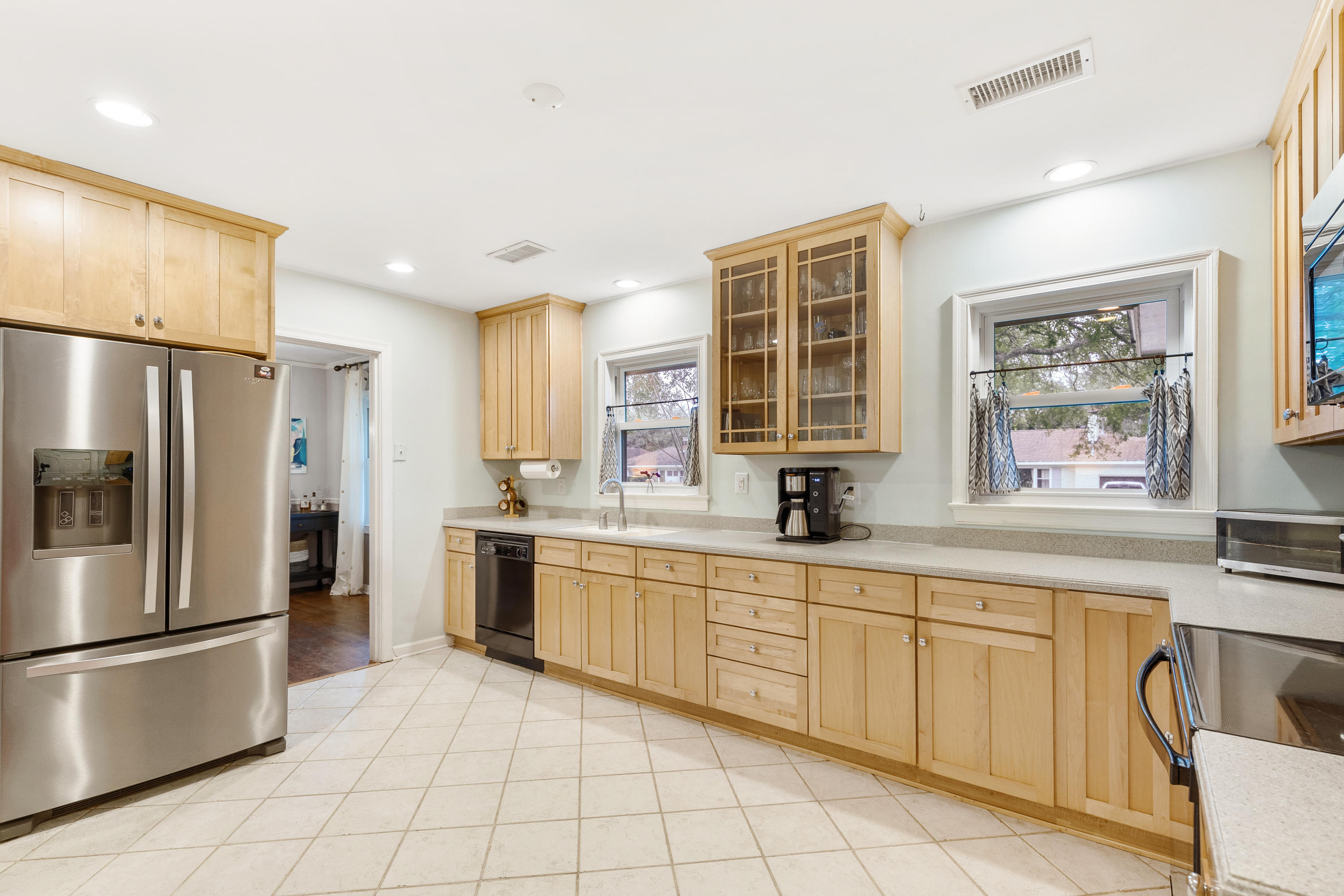 348 Canterbury Road Charleston, SC 29407 - Photo 10 of 34 348Canterbury-KeenEyeMarketing-09