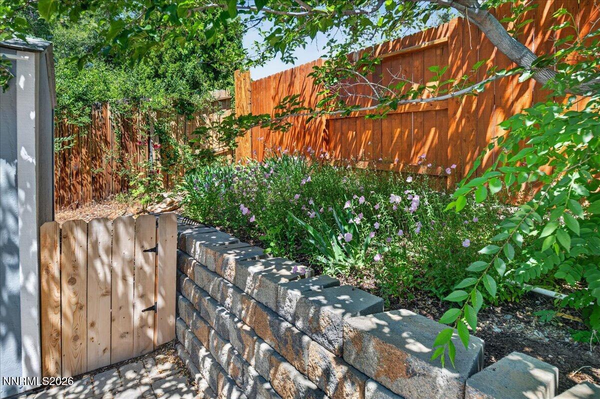 2975 Bryan Street Reno, NV 89503 - Photo 36 of 45 36-DSC_7792