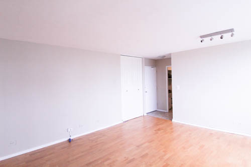 6301 North Sheridan Road, Unit 19A Chicago, IL 60660 - Photo 12 of 24 a view of an empty room