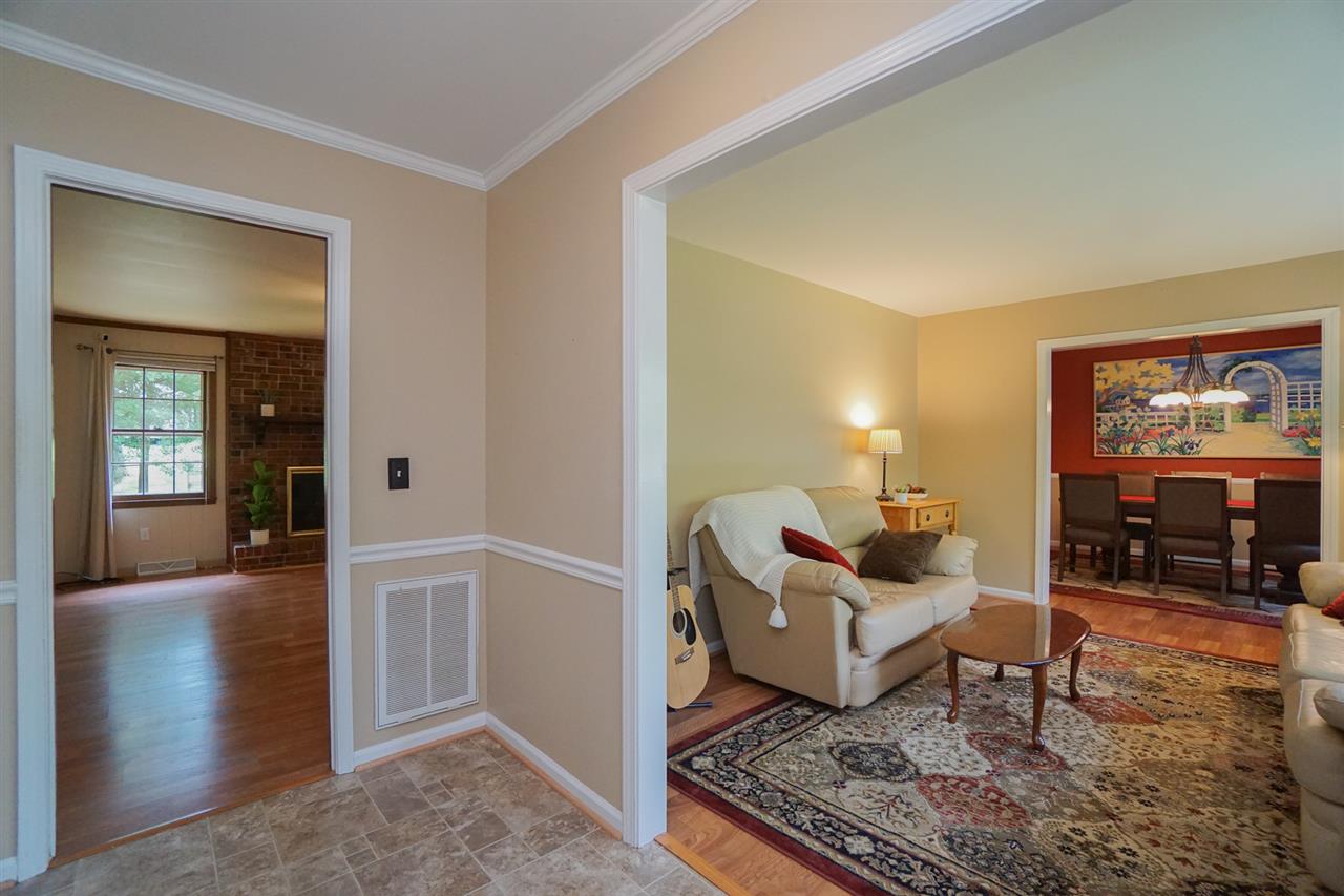 406 Del Norte Road Greenville, SC 29615 - Photo 4 of 24 Gallery Image 4