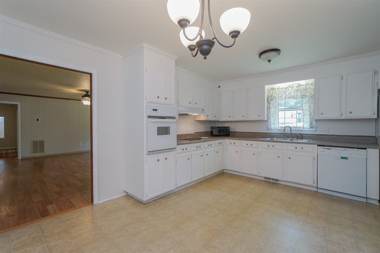 406 Del Norte Road Greenville, SC 29615 - Photo 9 of 24 Gallery Image 9