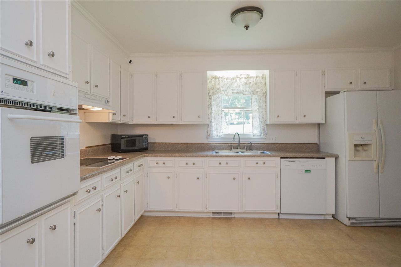 406 Del Norte Road Greenville, SC 29615 - Photo 10 of 24 Gallery Image 10