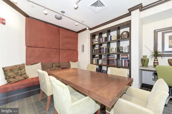 $620,000 | 400 Cameron Station Boulevard, Unit 202, Alexandria, VA 22304