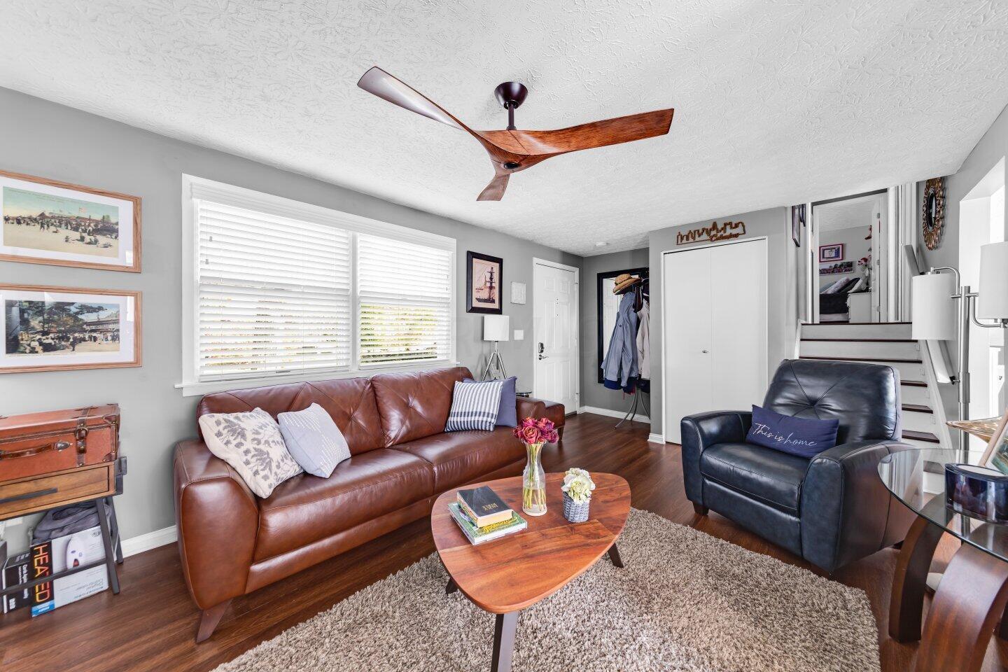 8695 Ripton Drive Powell, OH 43065 - Photo 6 of 39 024-8695RiptonDrive-Powell-OH-43065-SMAL
