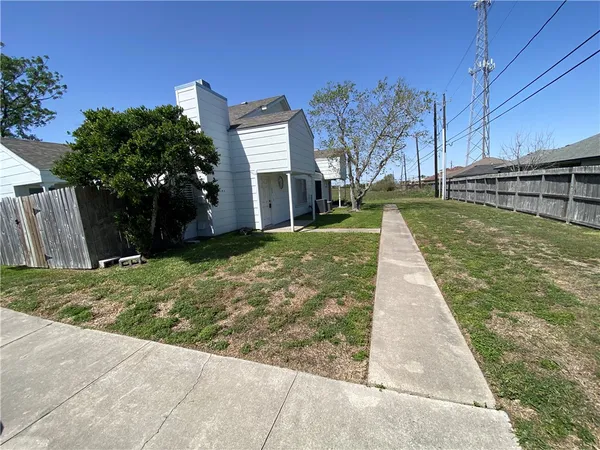 $1,650 | 7252 Mansions Drive, Unit D3, Corpus Christi, TX 78414