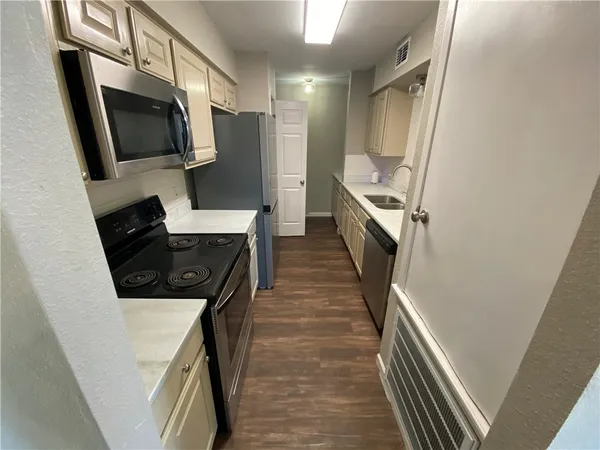 $1,650 | 7252 Mansions Drive, Unit D3, Corpus Christi, TX 78414