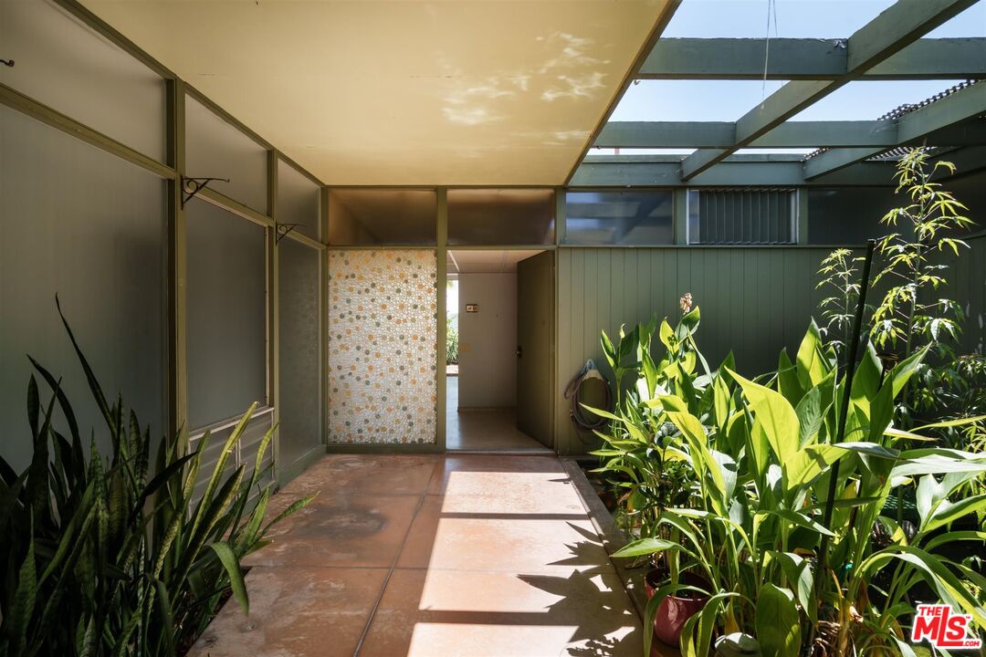 2885 Edgewick Road Glendale, CA 91206 - Photo 73 of 75