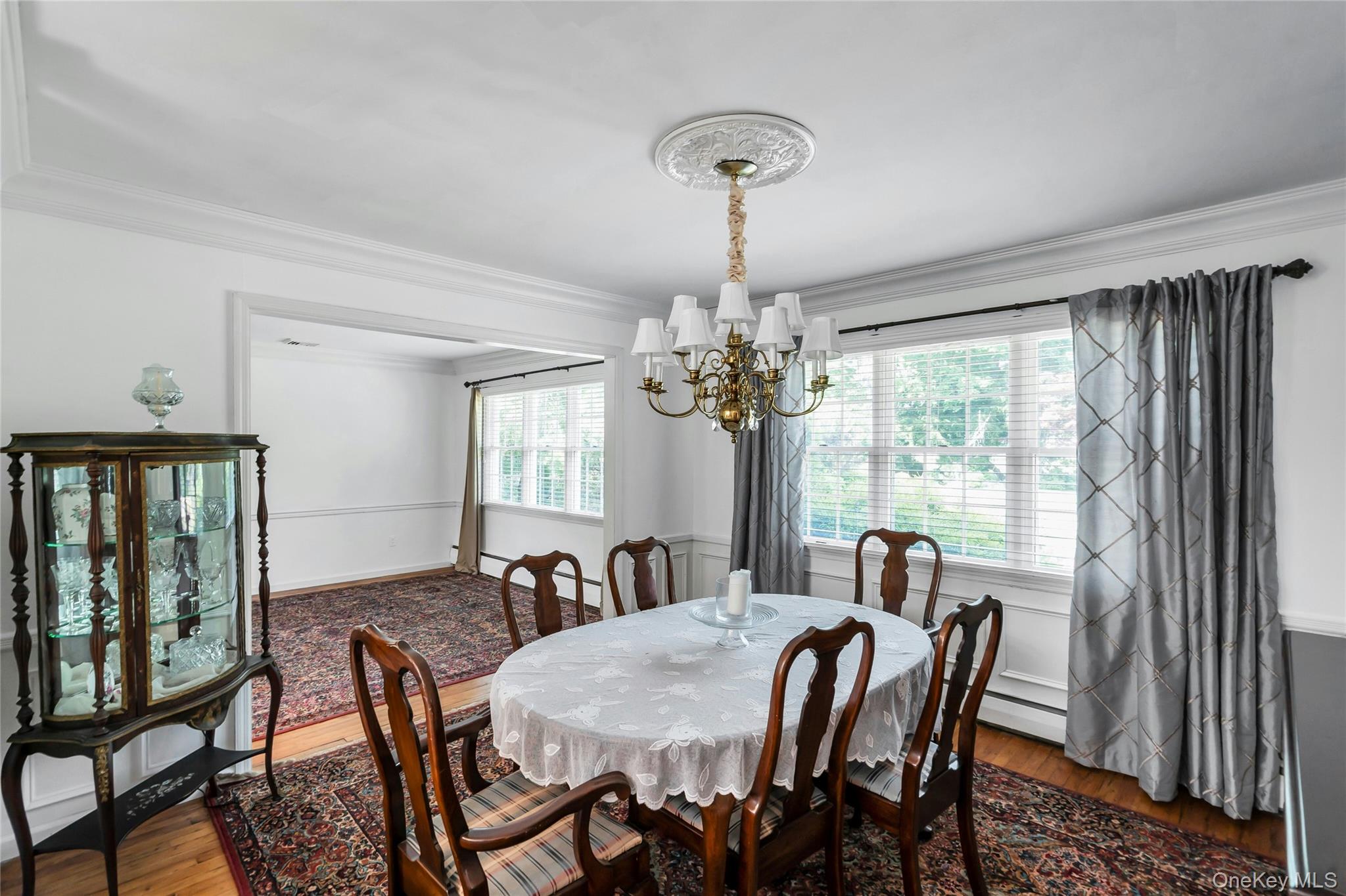 34 Aberdeen Road Smithtown, NY 11787 - Photo 12 of 38