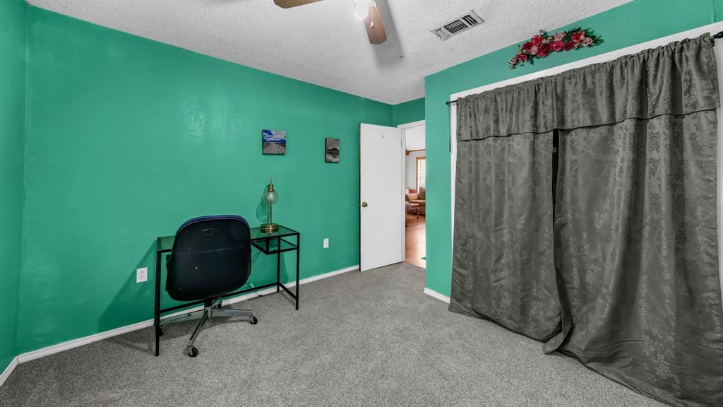 3200 Fairview Road Millsap, TX 76066 - Photo 20 of 33