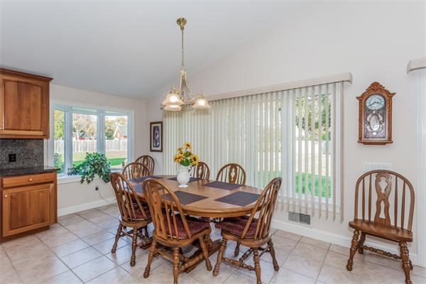 345 Kibbe Road East Longmeadow, MA 01028 - Photo 9 of 30 Gallery Image 9