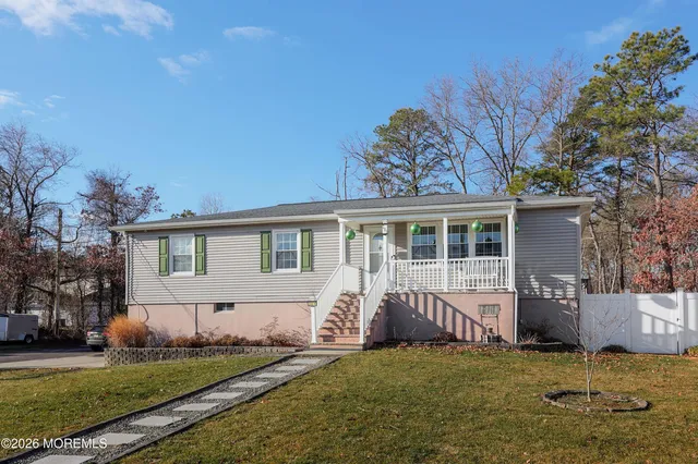 $549,000 | 201 Morningside Street, Toms River, NJ 08757