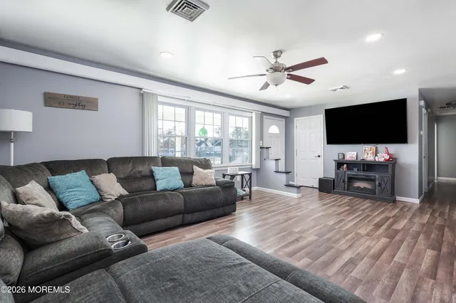 $549,000 | 201 Morningside Street, Toms River, NJ 08757