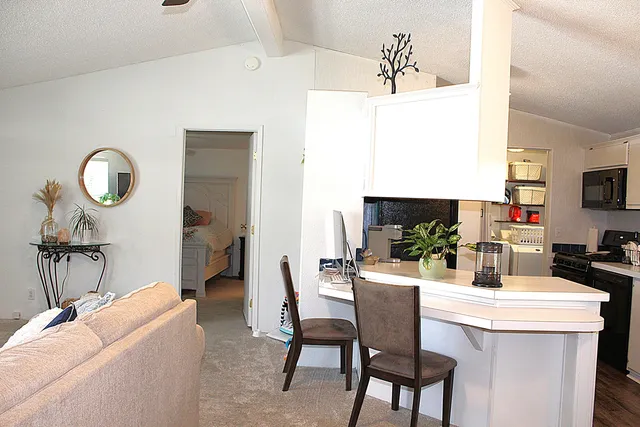 $95,800 | 1318 Mountain Shadows Boulevard, Unit 255, Redding, CA 96003