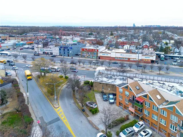 $435,000 | 2022 East 53rd Street, Unit 1D | Mill Basin