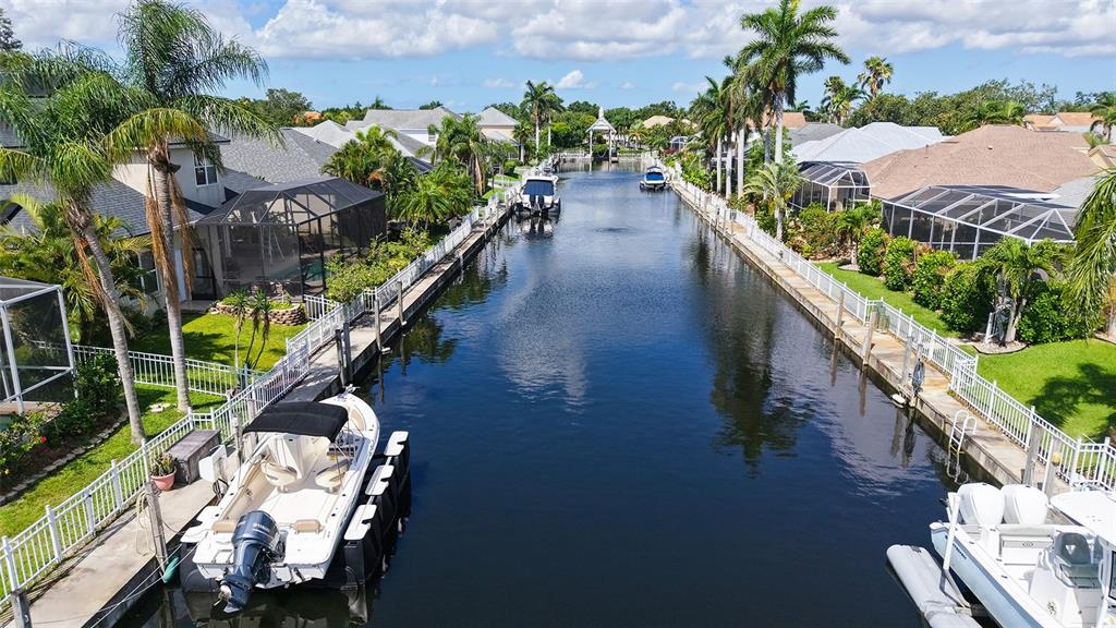 4735 Starboard Drive Bradenton, FL 34208 - Photo 6 of 76