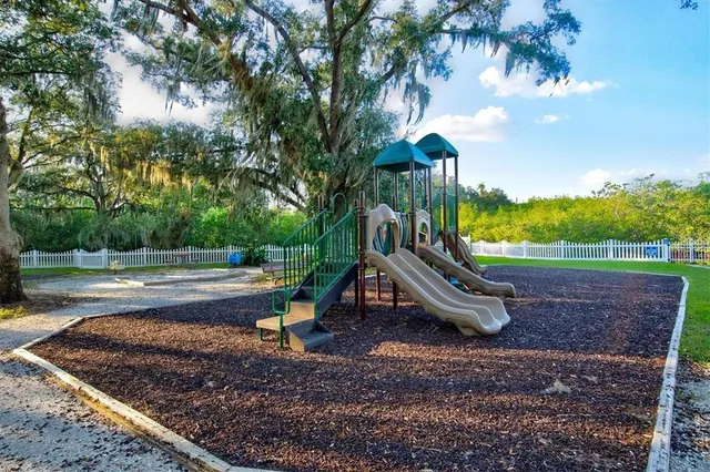 $848,000 | 4735 Starboard Drive, Bradenton, FL 34208